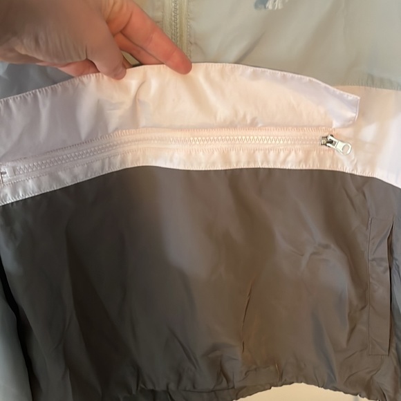 Thread & Supply - blue/grey windbreaker (size Lg) - Picture 3 of 4